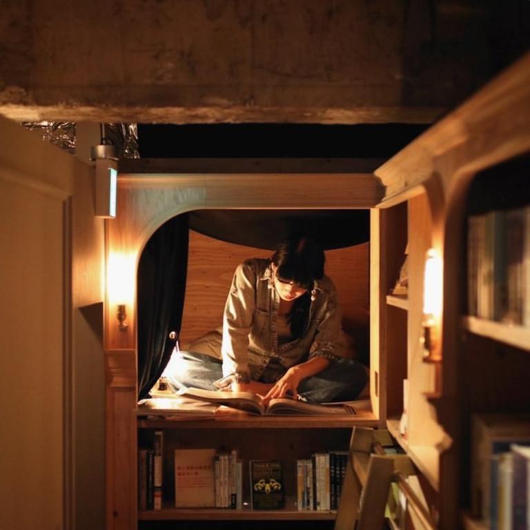 Hostel Book And Bed Tokyo Ikebukuro Zewnętrze zdjęcie