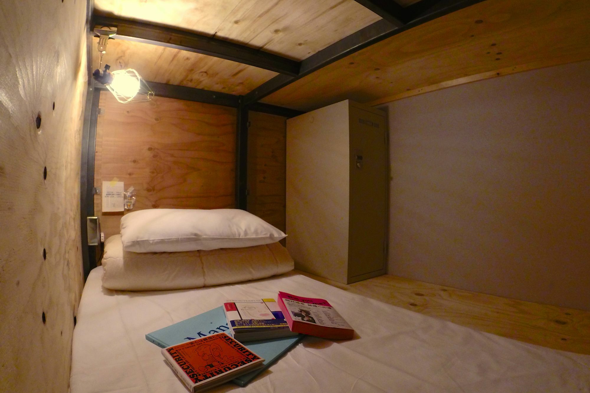 Hostel Book And Bed Tokyo Ikebukuro Zewnętrze zdjęcie